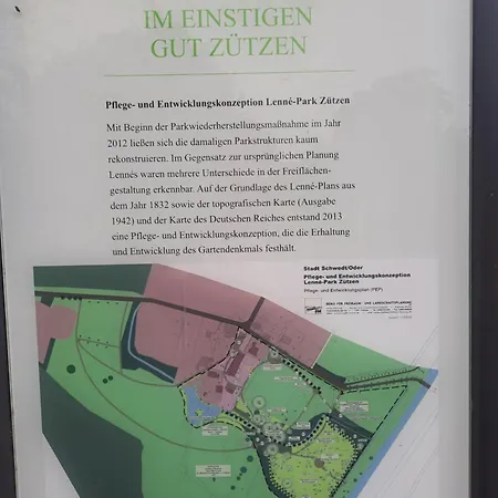 Holiday home Gutshaus Am Nationalpark Unteres Odertal *
